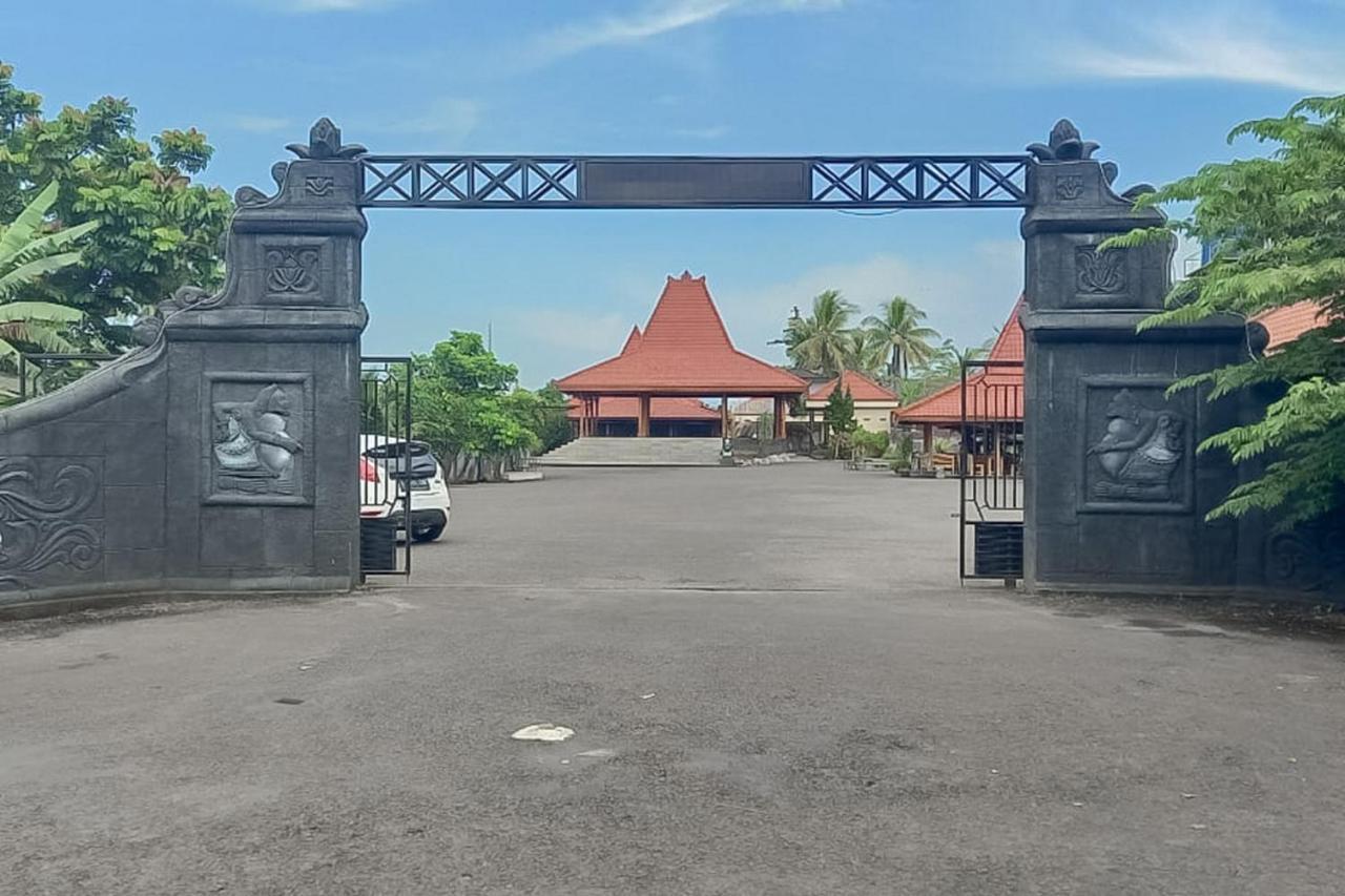 Reddoorz Syariah Near Tugu Lampu Gentur Cianjur Exterior foto
