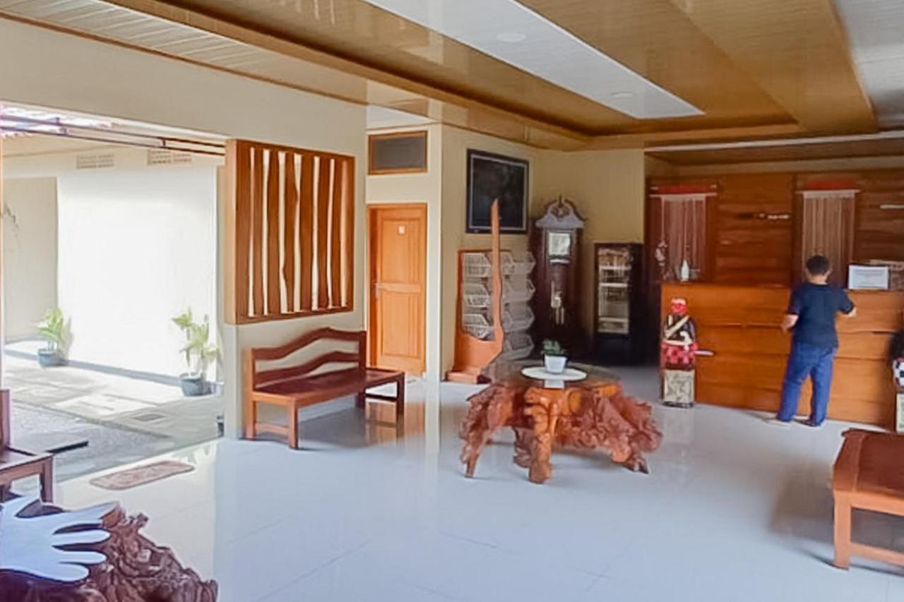 Reddoorz Syariah Near Tugu Lampu Gentur Cianjur Exterior foto